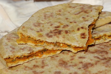 Aghroum ntdount, Aghroum ntadount, traditional berber bread in morocco