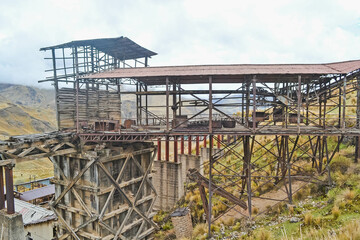 Mina abandonado en la sierra peruana