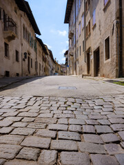 Kopfsteinpflasterstraße in historischer Altstadt