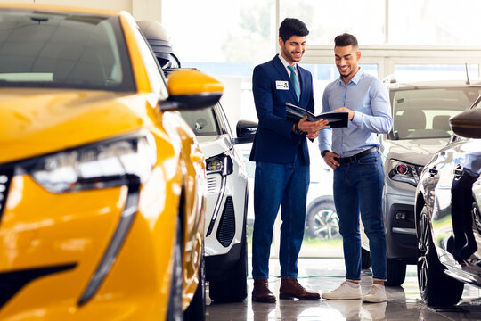 Car Service Catalogue Images – Browse 1,904 Stock Photos, Vectors, and ...