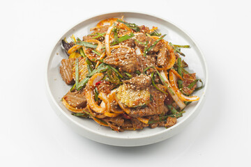 A side dish made with acorn jelly mixed with various vegetables and seasonings.