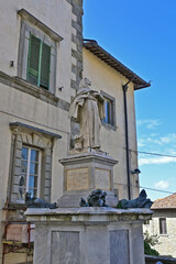 Obraz premium Cortona, la la statua di Santa Margherita -Arezzo, Toscana