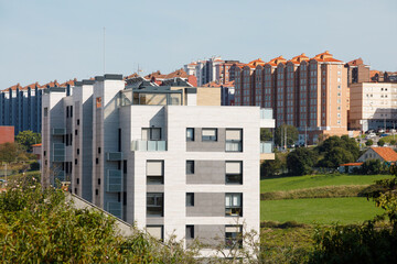 Overview of buildings with individual dwellings for private use in a city.