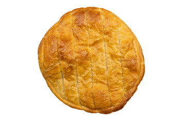 épiphanie, galette des rois vue du dessus, isolée sur un fond blanc