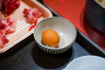 すき焼きの生卵