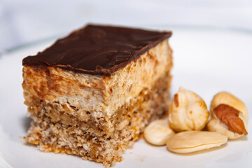 Nanuk cake on a plate