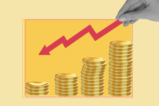 halftone collage art.Money loss. Red down arrow stocks graph with cash pile. Financial crisis, investment expenses, economic depression vector concept