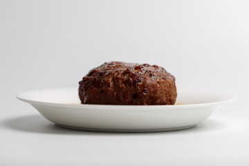 日本のデミグラスハンバーグ ほぼ真横