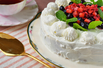 メキシコのスイーツ パステル・デ・トレス・レチェス(3種のミルクのケーキ)  Mexican sweets Pastel de Tres Leches ( Mexican Tres Leches Cake,Tres Leches Cake,Three Milk Cake, 3 Milk Cake)