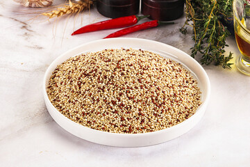 Raw dry quinoa seeds cereal