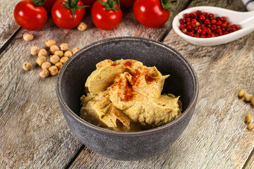 Natural chickpea hummus with paprika