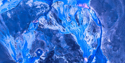 Unveiling the Intricate Allure of Liquid Art in Oil Paintings