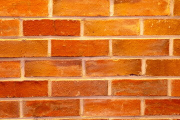 벽돌과 대리석 인테리어와 푸른색과 녹색계열의 배경.