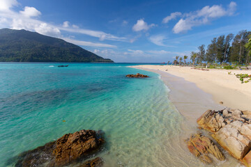 Koh Lipe is another island in the Andaman Sea that is a dream destination for many people. There are many marine activities such as snorkeling and coral viewing, a lot of resort, located in Satun