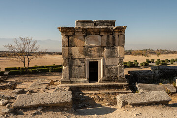Hierapoli de Pamukkale, Turquía. Sitio arqueológico con anfiteatro romano. 