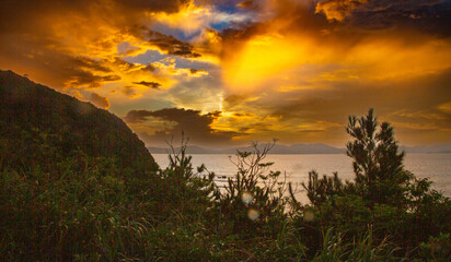 奄美大島龍郷湾の夜明け