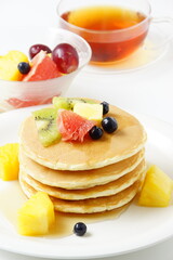 フルーツパンケーキ