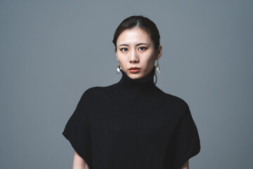 クールな女性