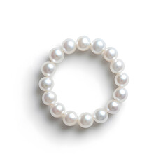 Obraz premium Top view natural pearl women bracelet or necklace, isolated on a white background