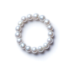 Obraz premium Top view natural pearl women bracelet or necklace, isolated on a white background