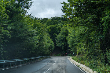 Obraz premium Road in the Caucasus mountains of Georgia