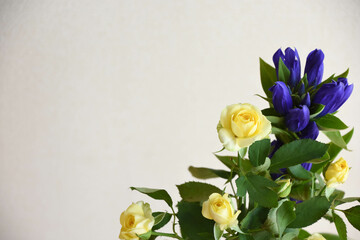 薔薇とりんどう