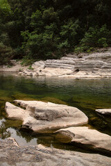 Rivière a pierre blanche