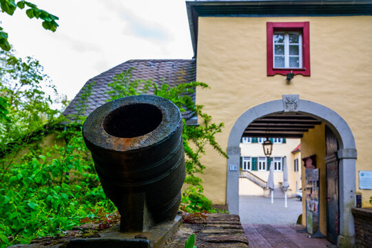 Torhaus mit Kanone bei K&ouml;ln