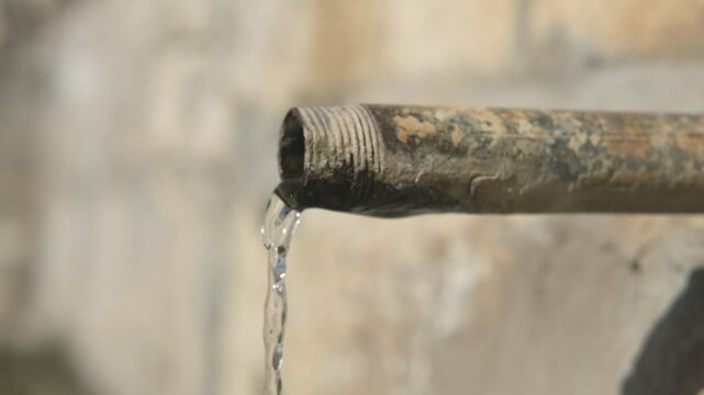 Fountain Drink Water 
