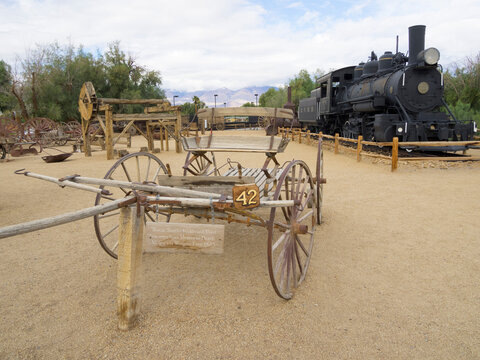 California, death Valley National Park. Borax Museum, buckboard and steam locomotive