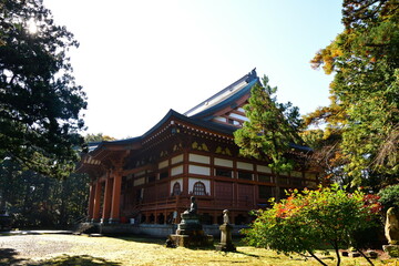 紅葉の乙宝寺（新潟県）