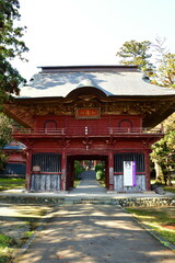 Fototapeta premium 紅葉の乙宝寺（新潟県）