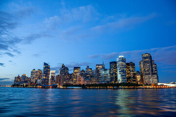 Fototapeta premium View of New York from Hudson River at dusk