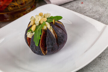 Fig with blue cheese and cedar