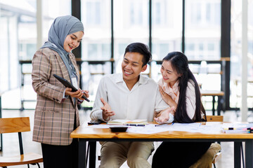 Financial Advisor discussion group Business team working planning strategy and brainstorming, colleagues thinking concept.