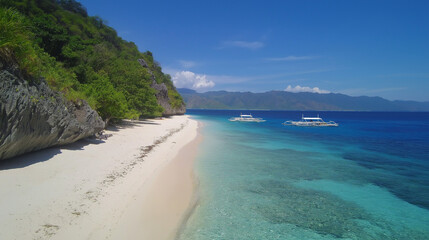 Obraz premium Sand Beach with Azure Ocean and Sunny Sky for Relaxing Tropical Vacation