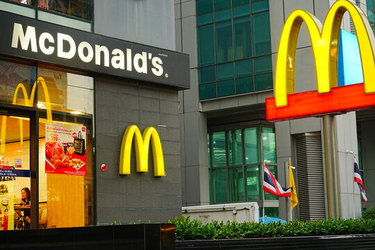 Ronald MacDonald in Bangkok, Thailand - タイ バンコク マクドナルド	