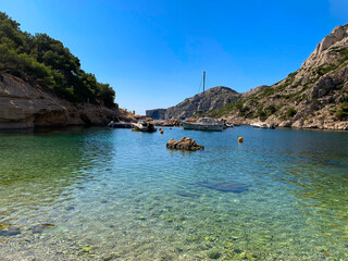 Prise de vue ne plein cœur d'une calanque Marseillaise