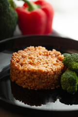 Hearty buckwheat dish with broccoli and pepper.