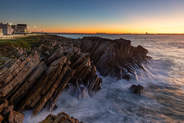 Die Halbinsel Baleal in der N&auml;he von Halbinsel Peniche in Portugal bei Sonnenuntergang