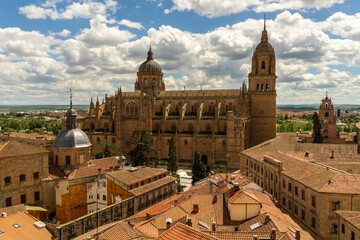 Fototapeta premium Salamanca aerial panoramic skyline view of the historic old town with the Cathedral (Old and New Cathedral) in Salamanca, Spain. A Salamanca panoramic cityscape, on a sunny day, with no people. 