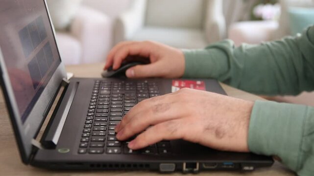 online shopping computer using credit card