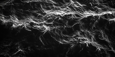 Obraz premium A serene and peaceful black and white image of a body of water