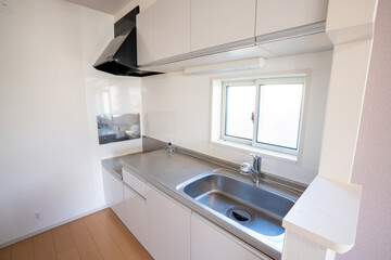 シンプルな現代キッチン