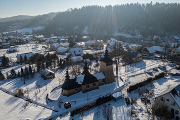Cerkiew św. Dymitra w Szczawniku, zima.  © Maciej G. Szling