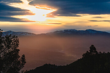 Fototapeta premium Landscape, sunrise in the mountains, ona winter morning.