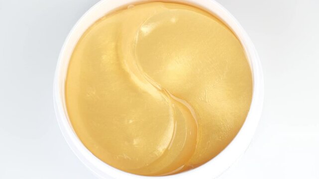 Cosmetic golden color under eye patches