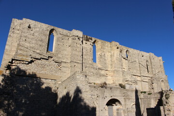 Abbaye Saint-Félix-de-Montceau à Gigean (Hérault) : abbatiale, vue latérale