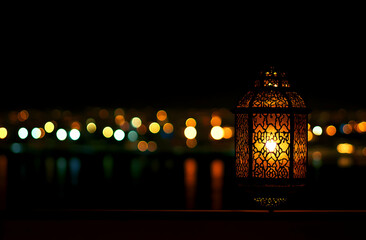 Fototapeta premium Night Lights and Lantern: A Serene Night Scene