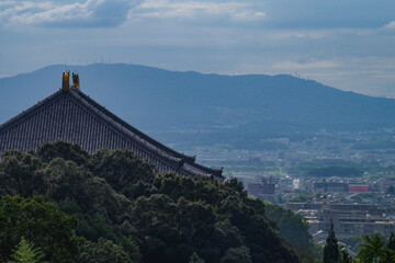 奈良の街の展望と生駒山